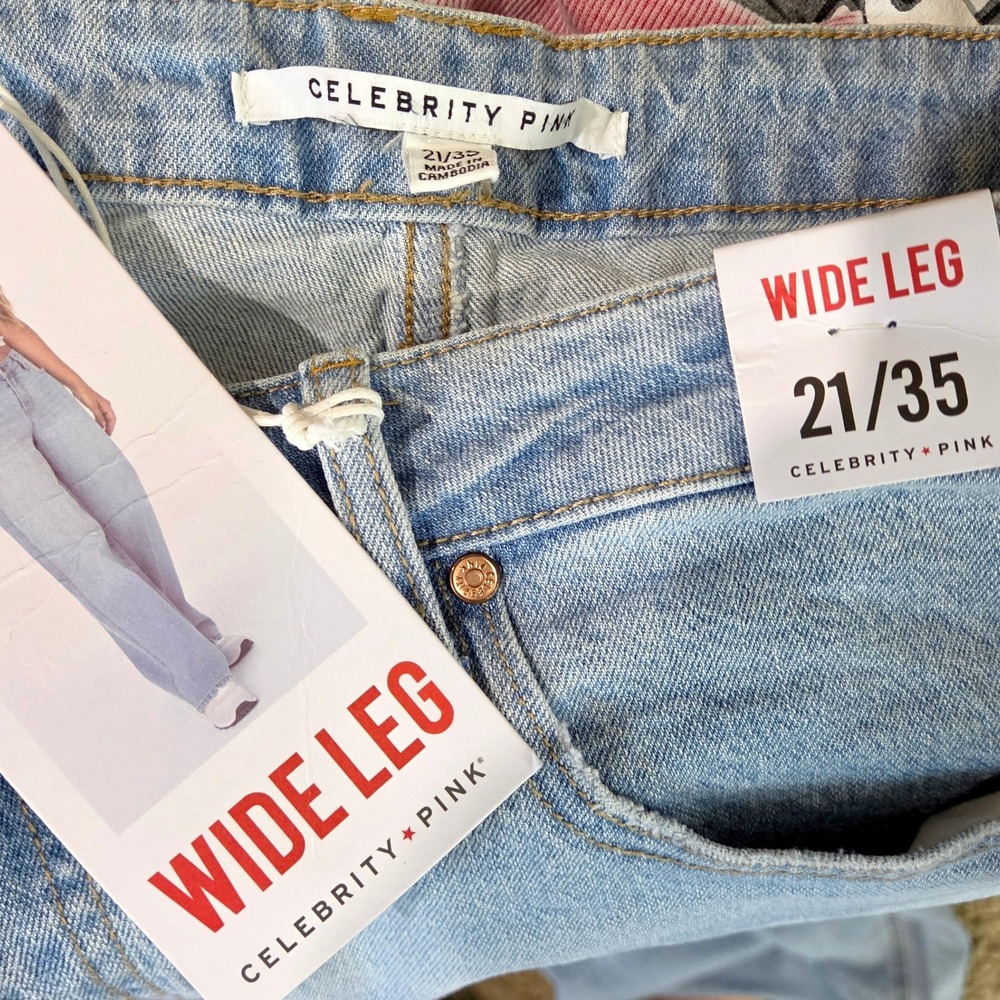 Celebrity Pink Wide Leg Jeans Womens 21/35 Light Wash New High Rise Stretch